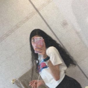 Meet your Posher, Eliiana